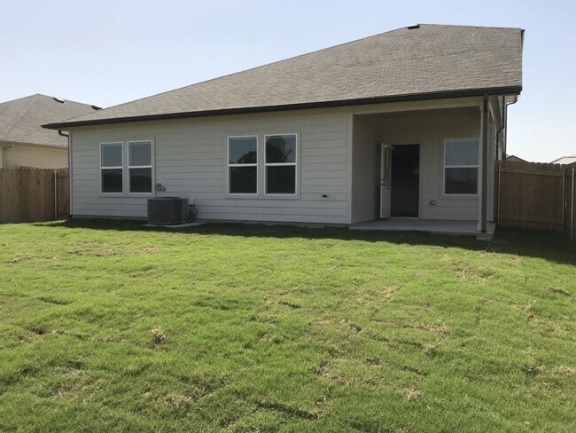 Building Photo - Beautiful Brand New Home in Arroyo Ranch