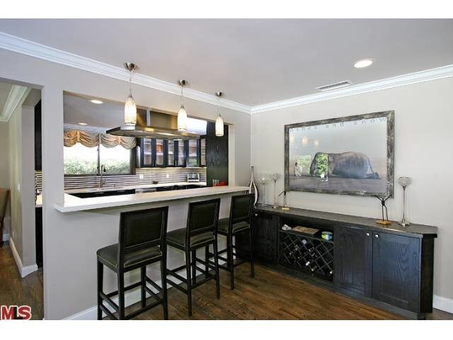 Building Photo - 2001 Coldwater Canyon Dr