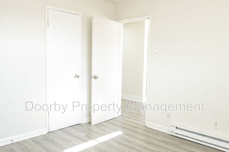 Building Photo - 45 Scruggs St