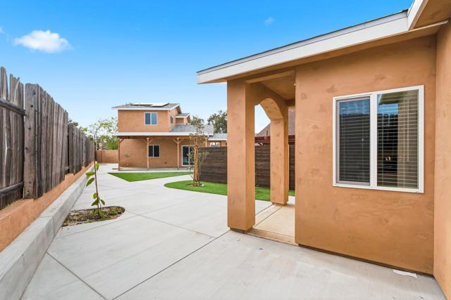 Building Photo - 8988 Cord Ln