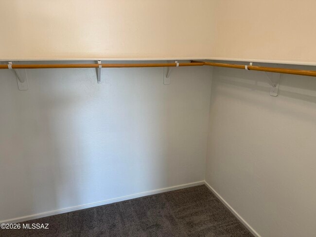 Building Photo - 2028 E River Rd