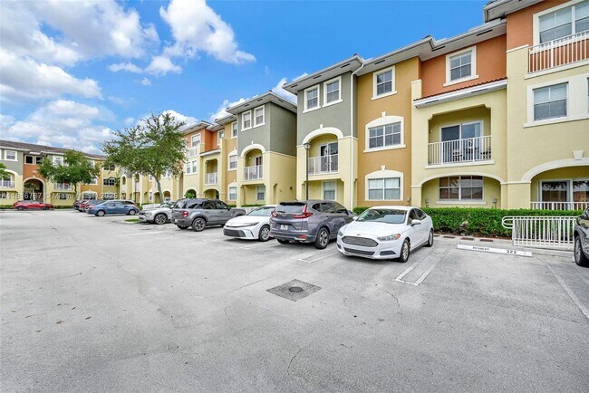 Building Photo - 10870 NW 88th Terrace
