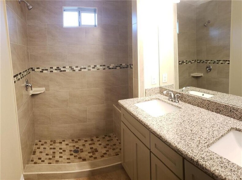 Building Photo - 507 Paul Dr