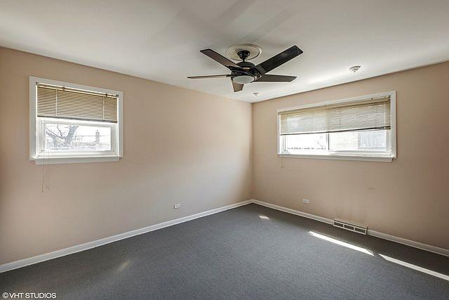 Building Photo - 614 Leamington Ave