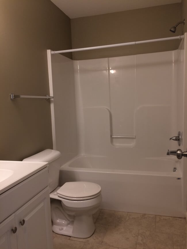 Building Photo - 610 A W Market St