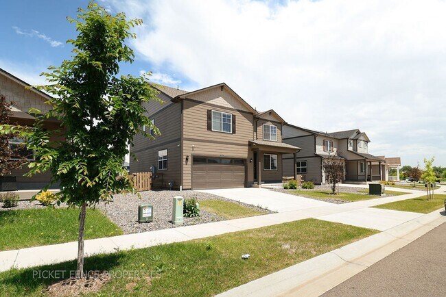Building Photo - Beautiful New Home in West Greeley!
