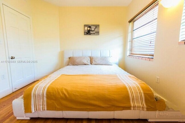 Building Photo - 1550 Jefferson Ave