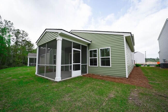 Building Photo - 128 Kingswood Cir