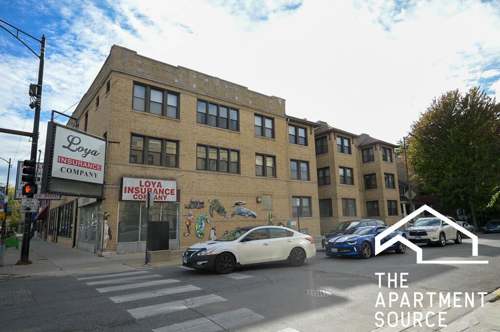 Building Photo - 4546 N Western Ave