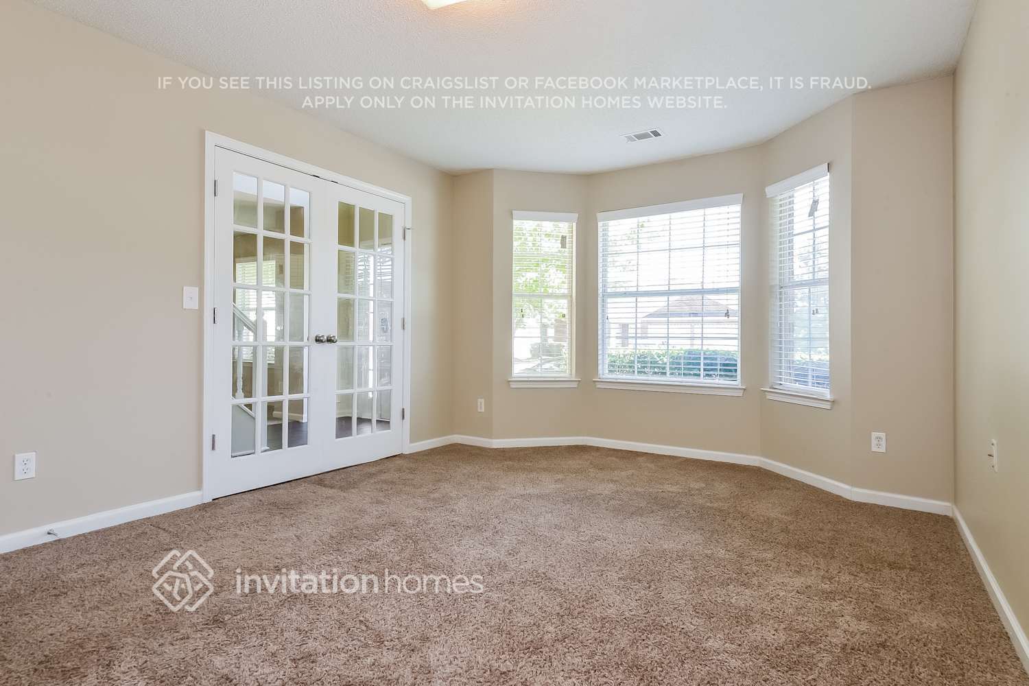 Building Photo - 5565 Platte Dr