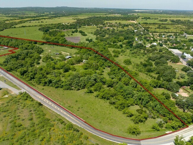 Building Photo - 800 Spur 191