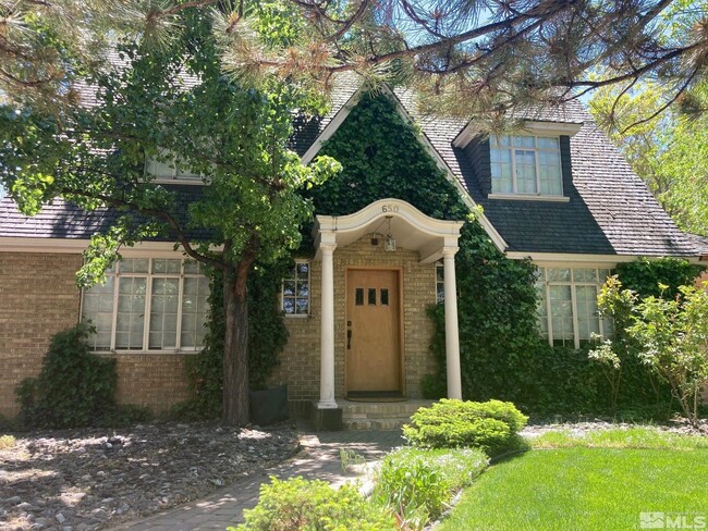 Primary Photo - 650 California Ave