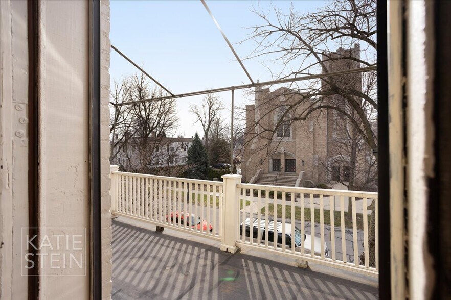 Building Photo - 246 Prospect Ave NE