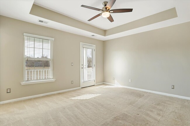 Building Photo - Cute 3 bedroom 2 bath