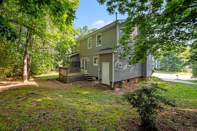 Building Photo - 3 bedroom single family home