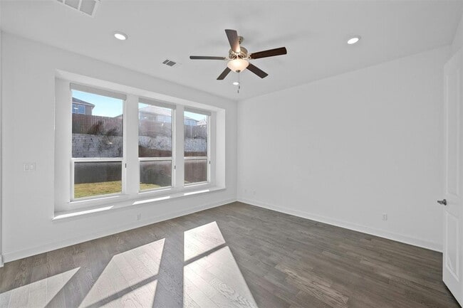 Building Photo - 5909 Cimarron Rdg Ln