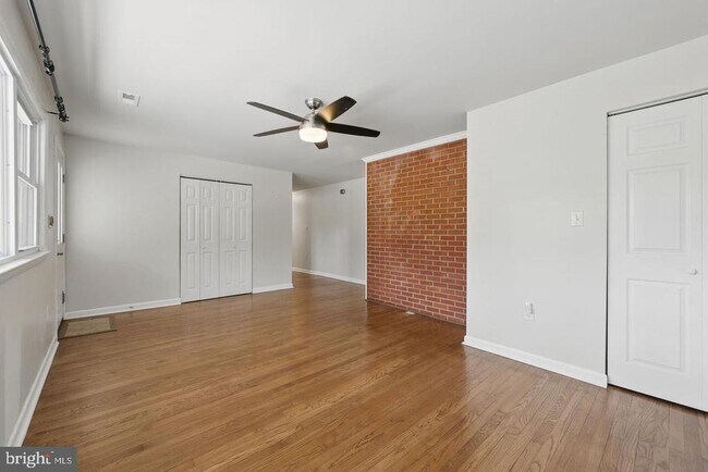 Building Photo - 3993 Orange St