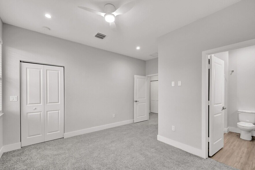 Building Photo - 3102 Duke Rd