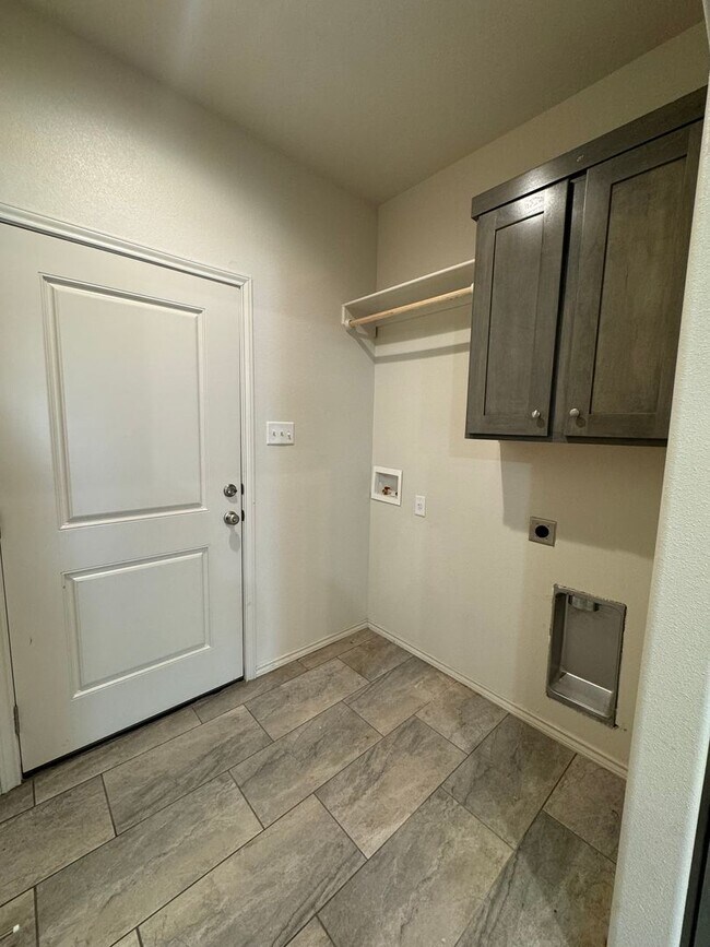 Building Photo - 2 Bed/2Bath Available JUNE in COOPER ISD!