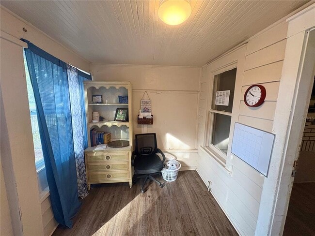 Building Photo - 1145 16th Ave S