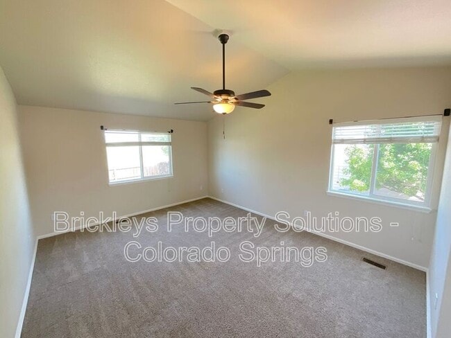 Building Photo - 6112 Chivalry Dr