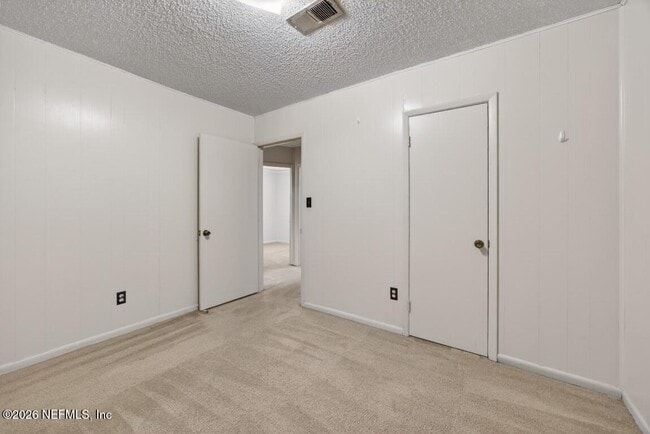 Building Photo - 8900 Crystal Springs Rd