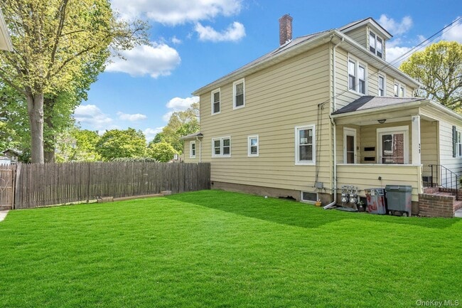 Building Photo - 29 Ford St