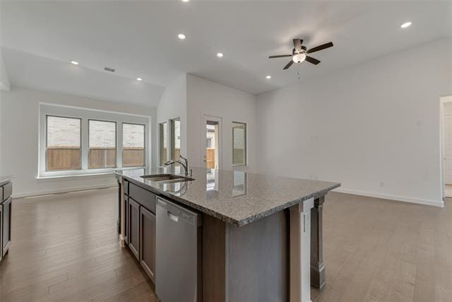 Building Photo - 635 Caprice Blf