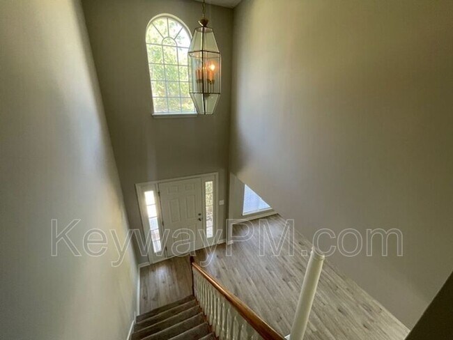 Building Photo - 5780 Carriage Hills Dr