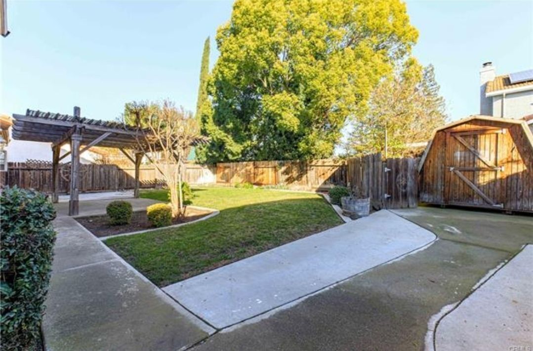 Building Photo - 209 Fairwood Dr