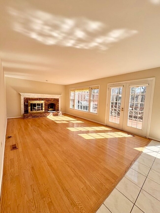 Building Photo - 6825 Spring Beauty Ct