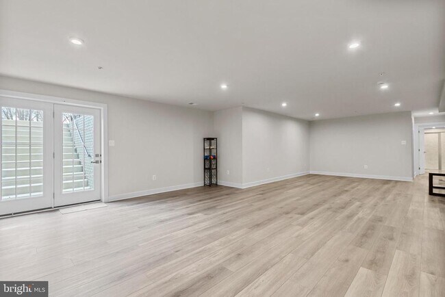 Building Photo - 12105 Empire Ln