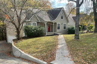 Building Photo - 518 Woodland Hills Dr