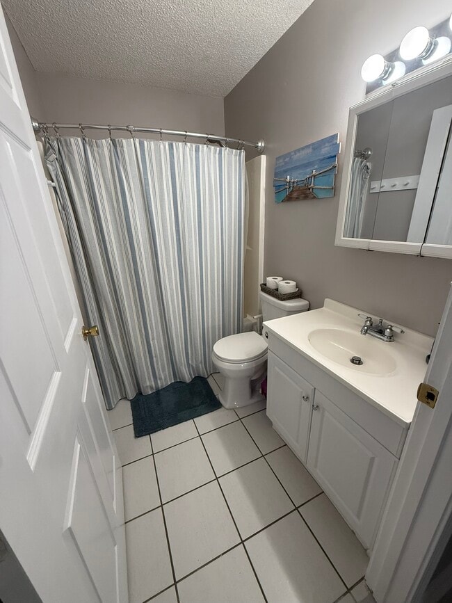 Building Photo - 5080 Gautier Vancleave Rd