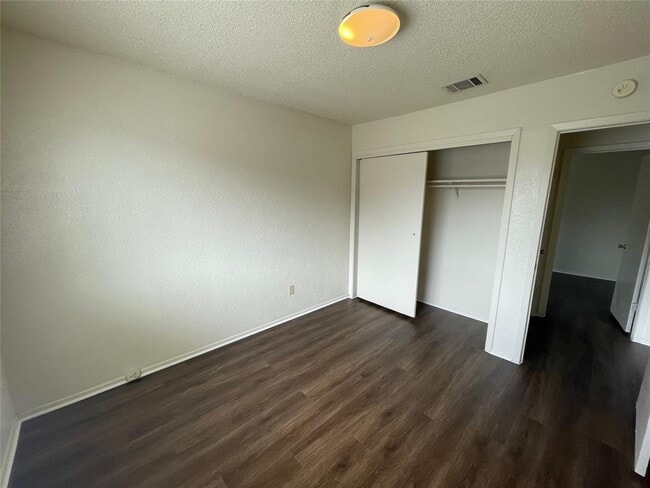 Building Photo - 7603 Woodstone Cove