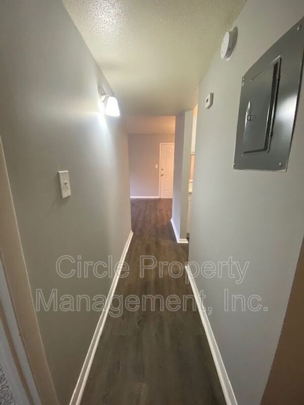 Building Photo - 4102 Hunters Ridge Dr SW