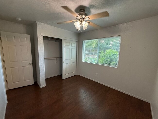 Building Photo - 4 Bed| 3 Bath | 1702 SF | Two Story | Tenant pays $175 monthly for WS&G