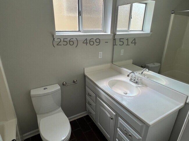 Building Photo - 138 Briargate Ln