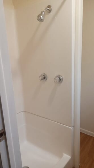 Bathroom 3 - 7 Callahan Dr