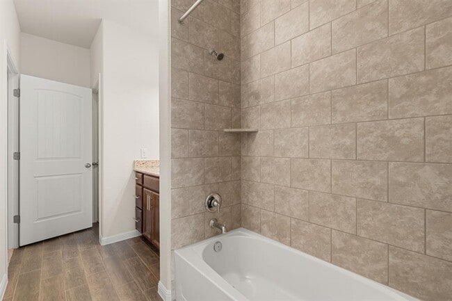 Building Photo - 4512 Arques Ave