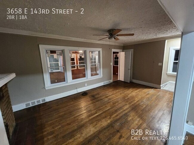 Building Photo - 3658 E 143rd St