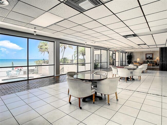 Building Photo - 15462 Gulf Blvd