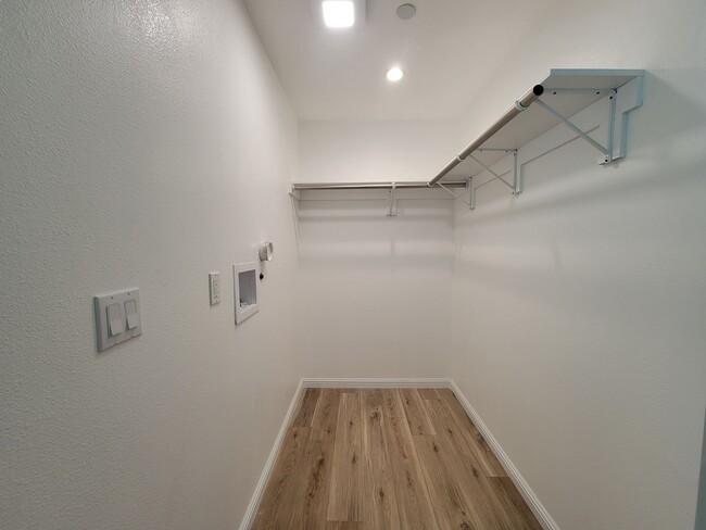 Building Photo - 11325 Martha St