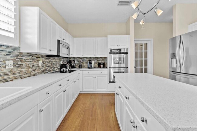 Building Photo - 1333 SW 175th Way