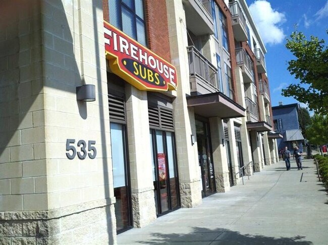 Building Photo - 650 S Mill St