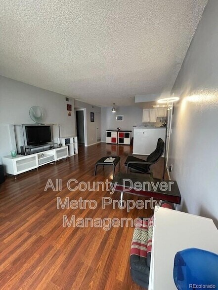 Building Photo - 14454 E Colorado Dr