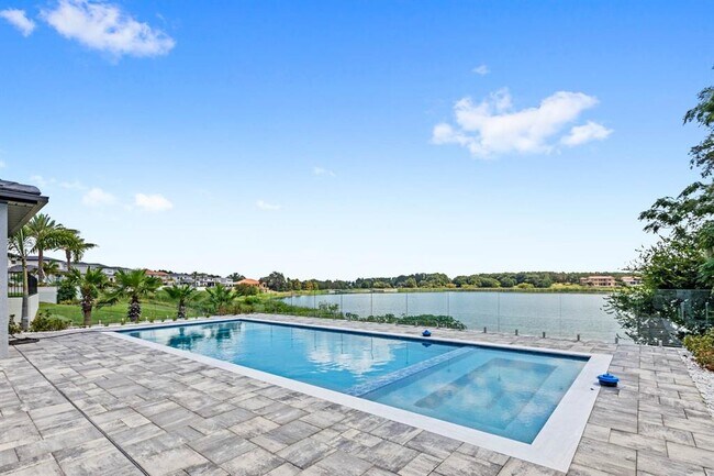 Building Photo - 17418 Pesce Loop
