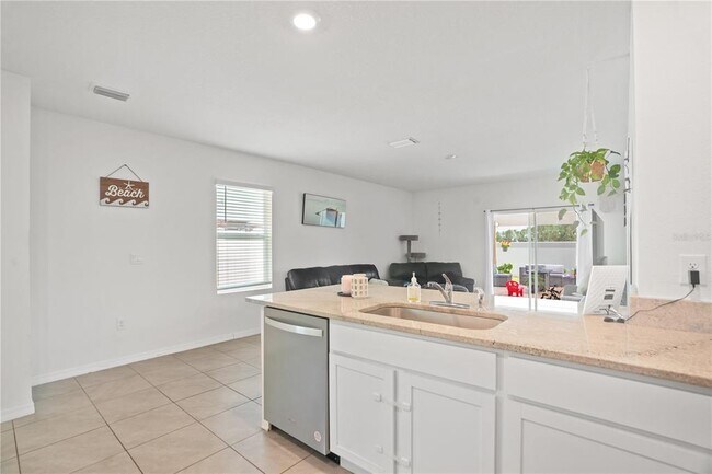 Building Photo - 33592 Barberry Leaf Wy