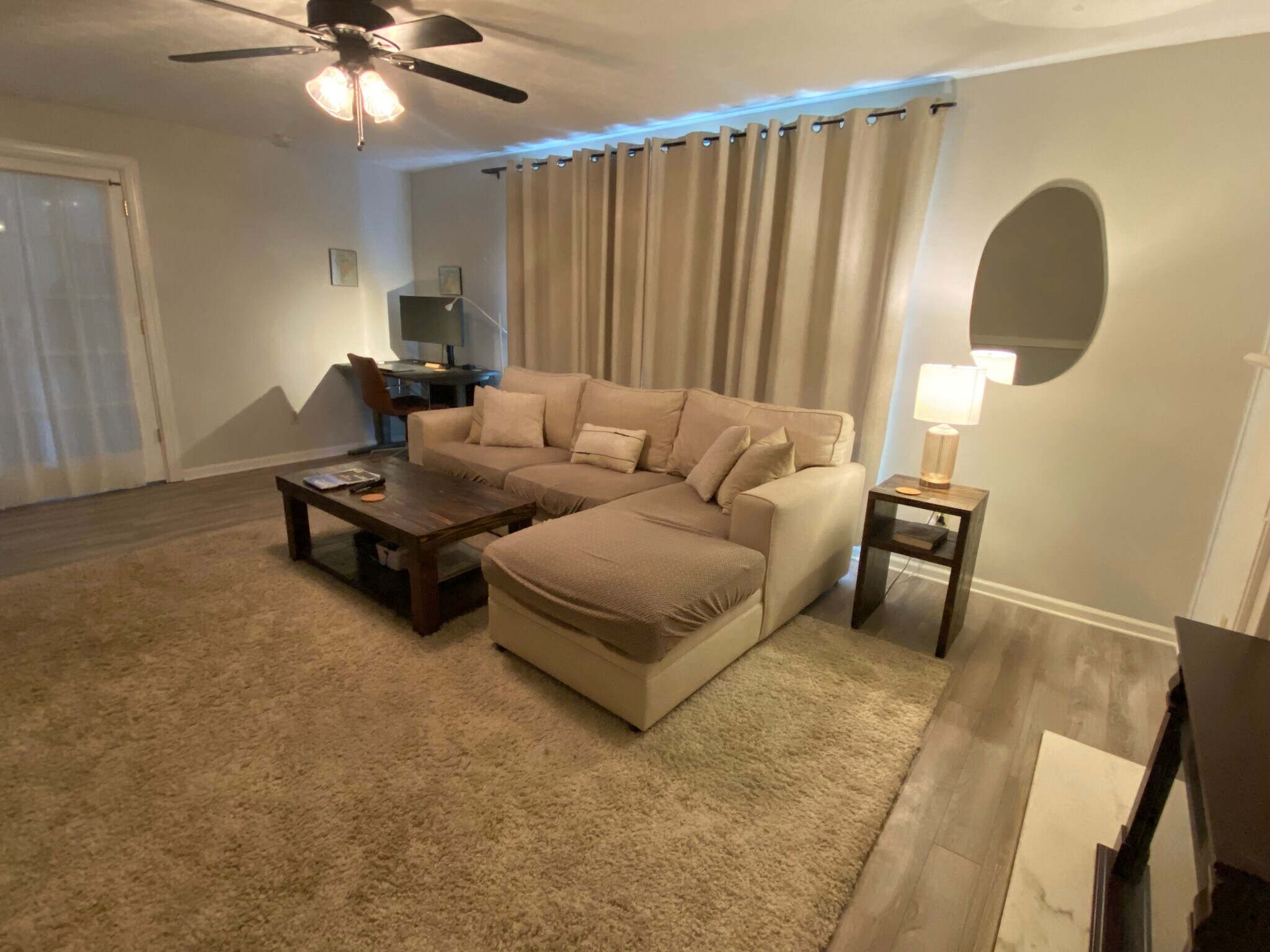 Building Photo - 711 Oak Terrace Ln