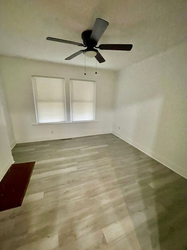 Building Photo - Welcome to this charming 2 bedroom, 1 bathroom home in Gastonia, NC.